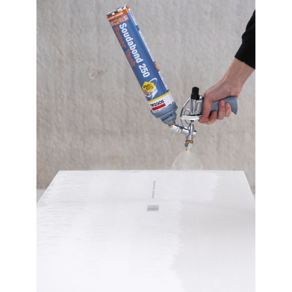 BOTE 750ml SOUDABOND 265 CLASSIC SPRAY C&FAdhesivo de contacto pulverizable SOUDAL